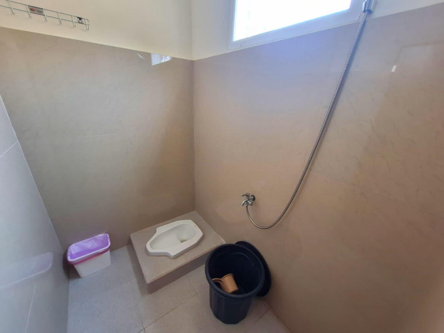 Bathroom 3, Pondok Zalfa Pangandaran, Pangandaran
