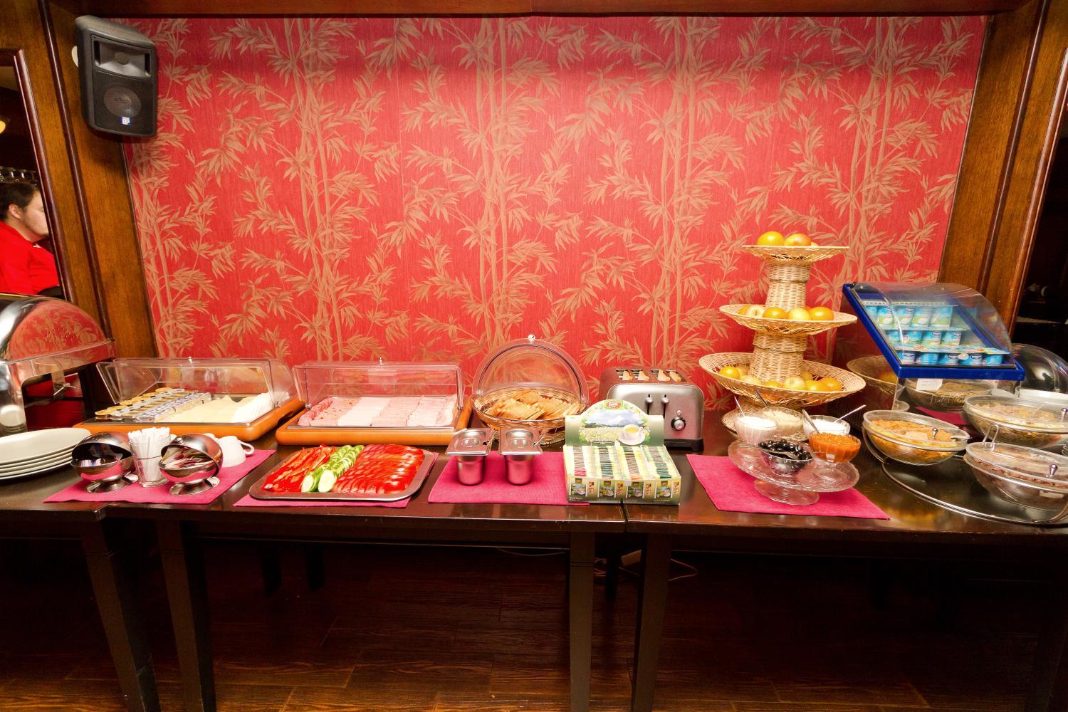 Food & Drinks 5, Hotel Megalos, Constanta