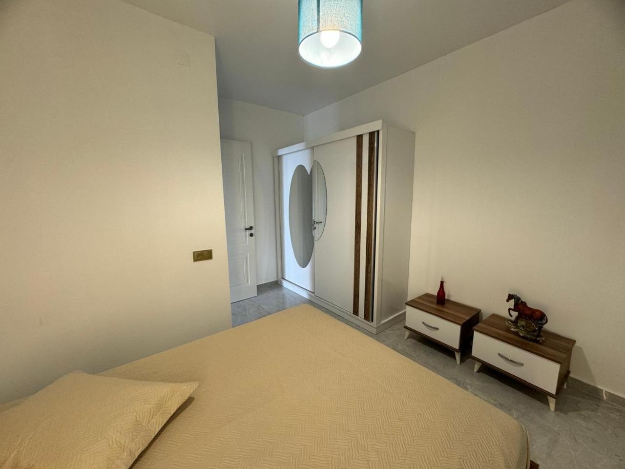 4, Villa Laz See, Batumi