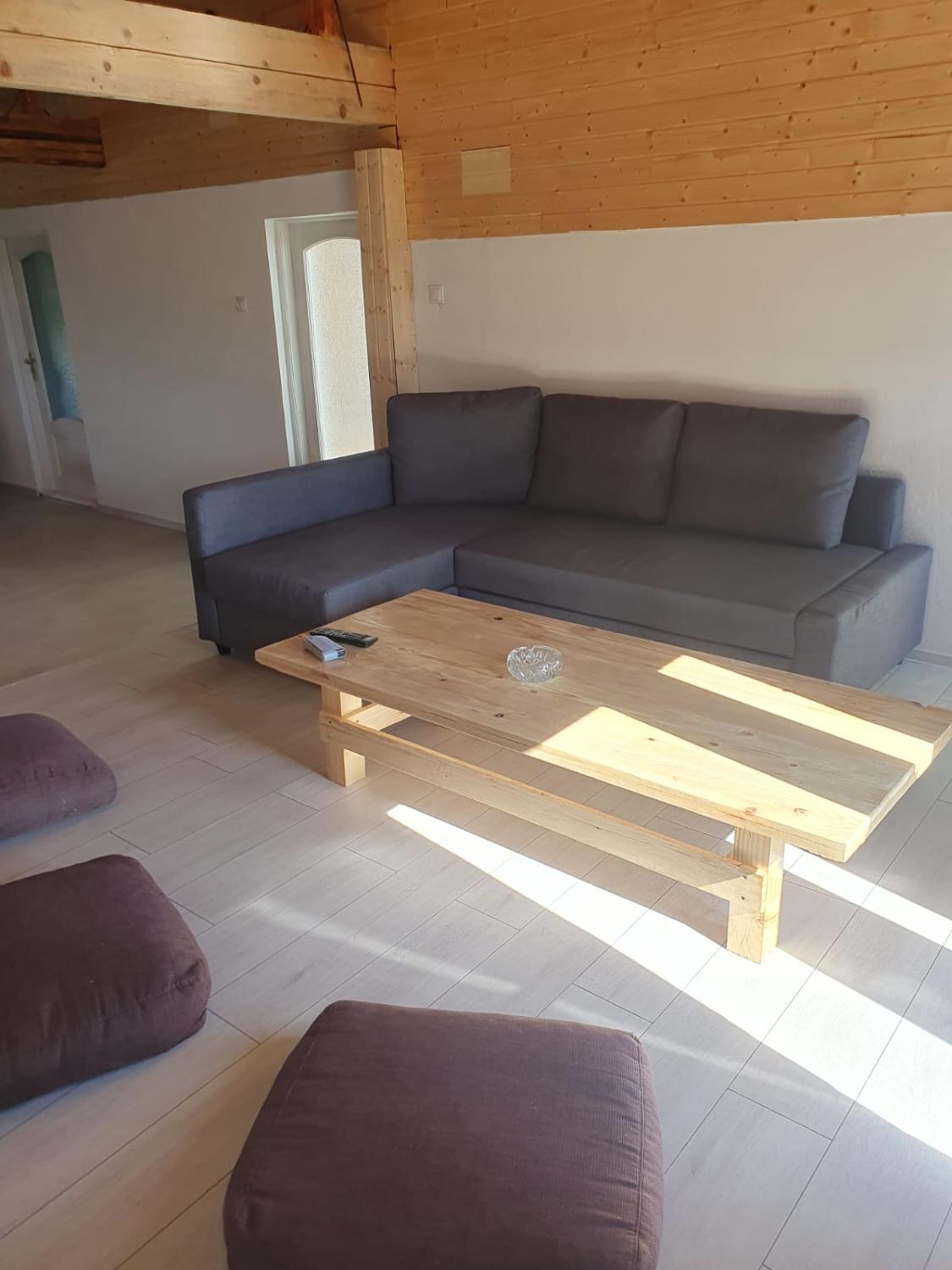 4, Casa Cristian, Limanu
