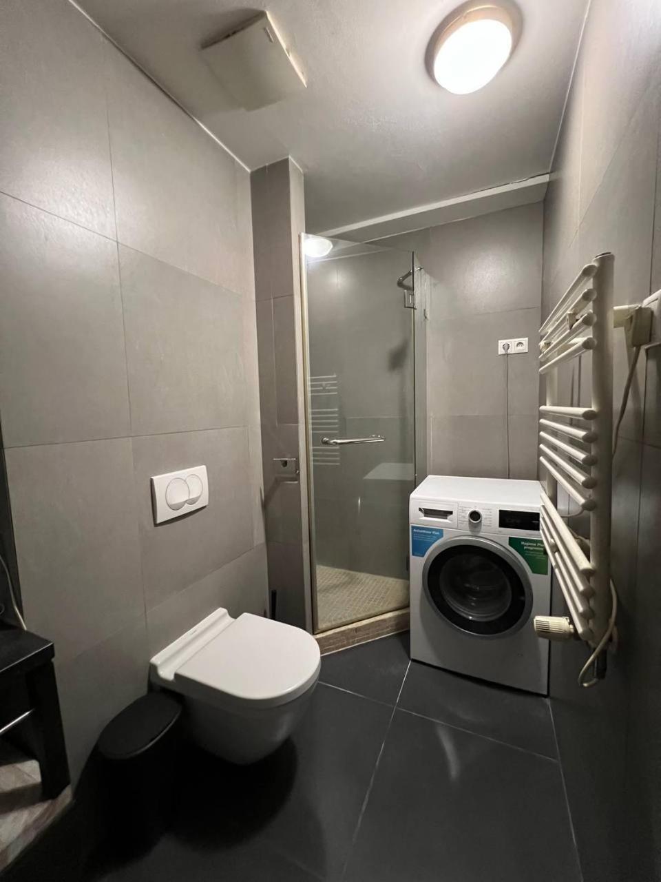3, Dream home, Budapesti