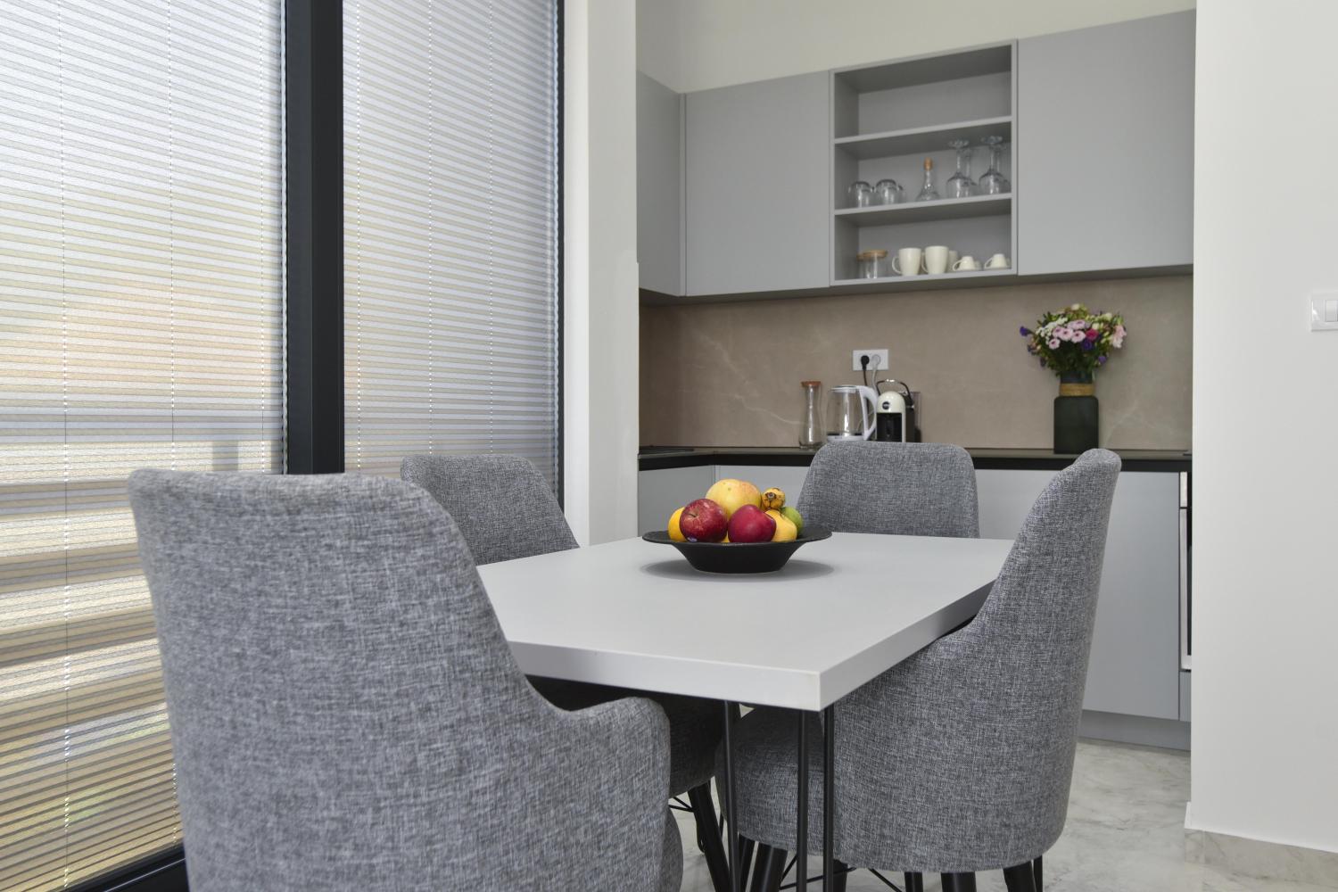 Facilities 4, Residenza Apartments
