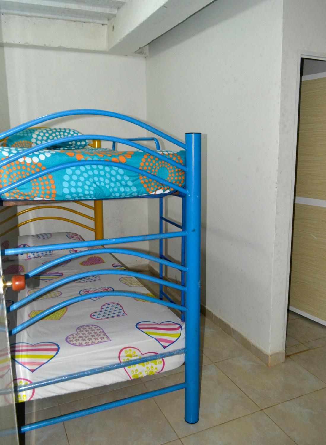 Facilities 5, Capikul Hostal, Fundación