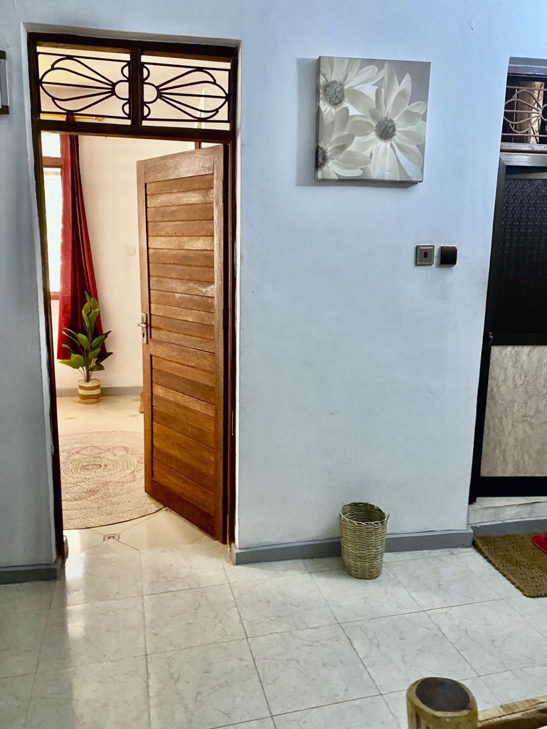 5, Digital Nomad Cave Hostel, Mjini