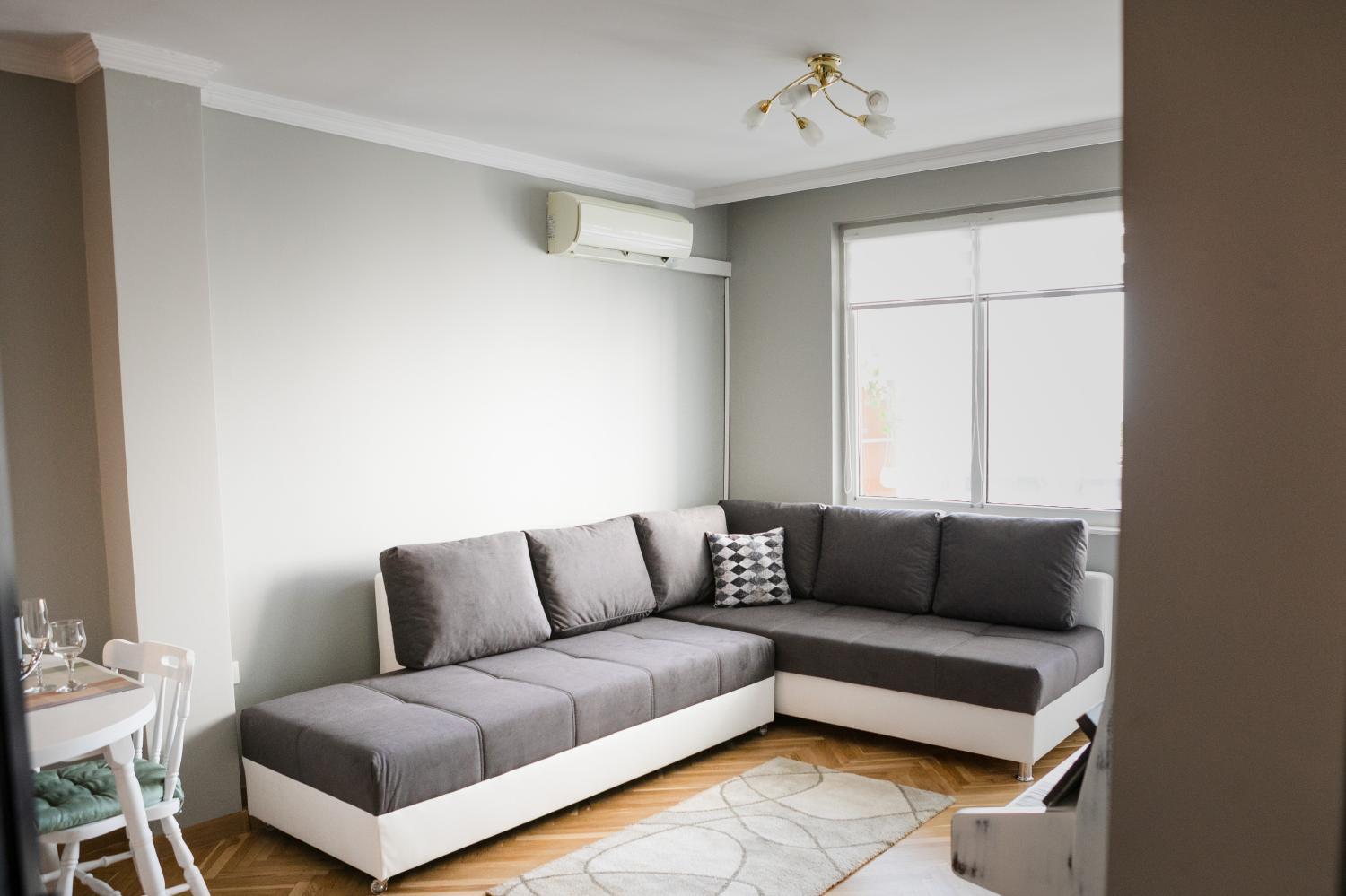 5, Varna Seaside garden apartments, Varna