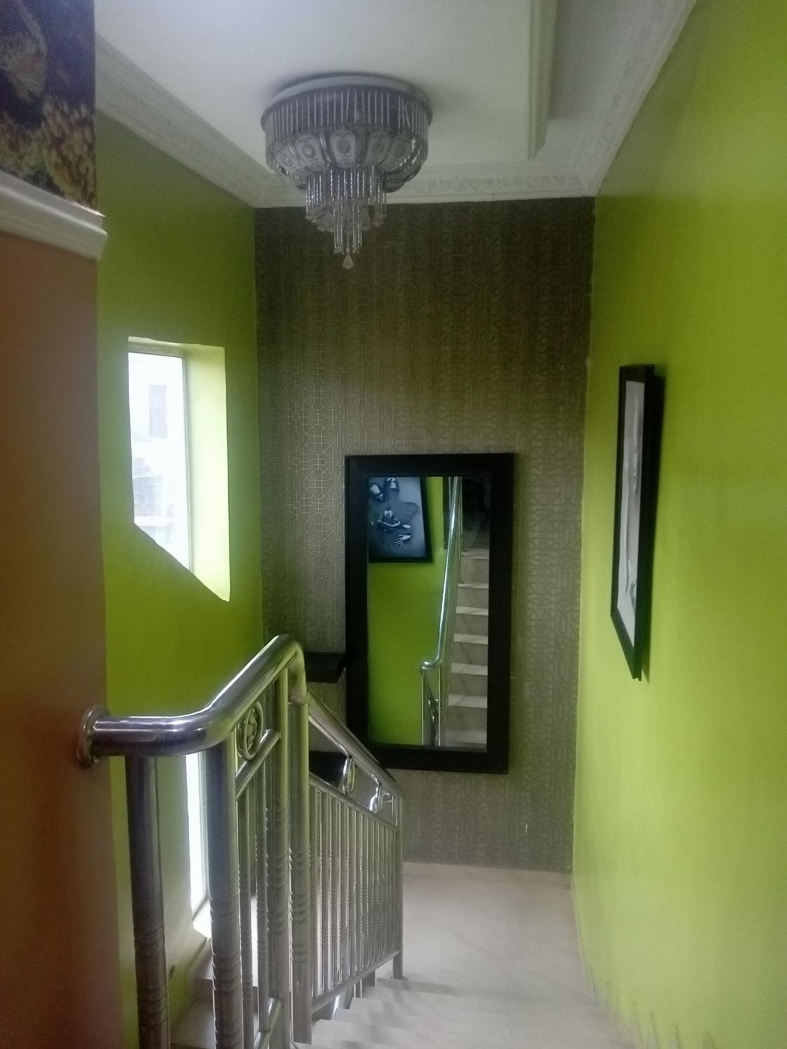 2, 4 Real Deals Hotel and Suites, Egbeda