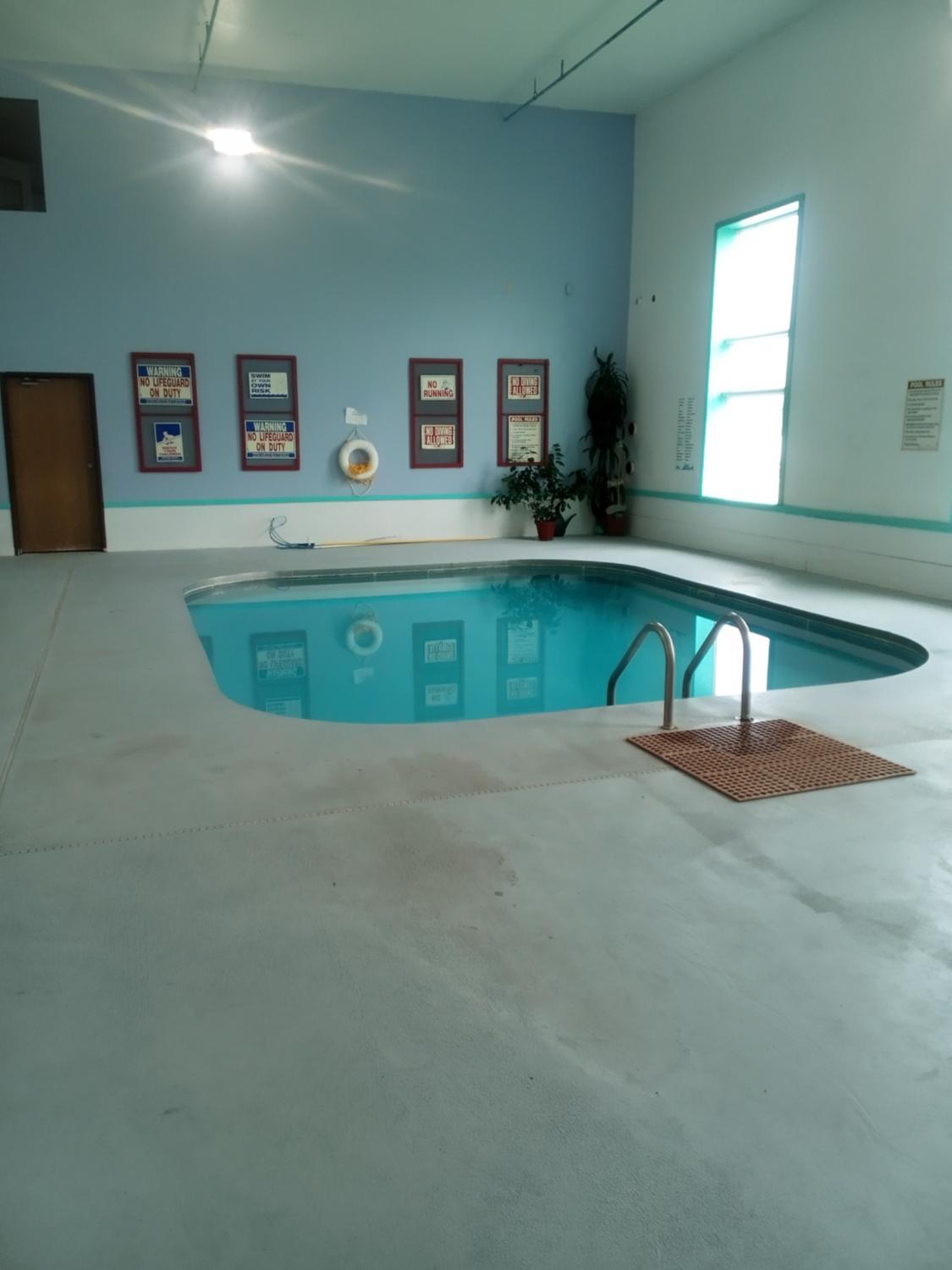 2, America's Best Value Inn and Suites, Deuel