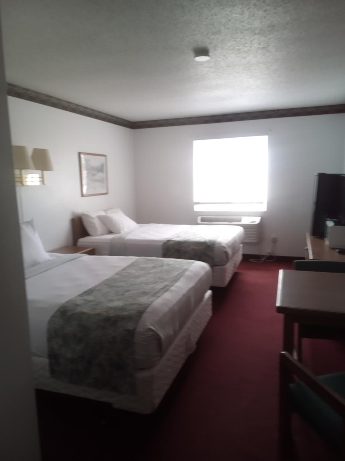 3, America's Best Value Inn and Suites, Deuel