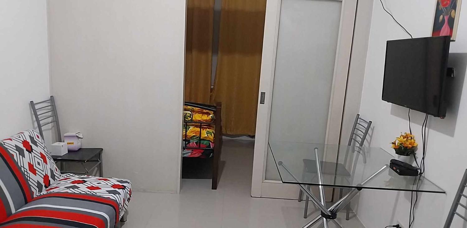 5, SEA RESIDENCE CONDO STAYCATION MOA COMPLEX by Elijah, Pasay City