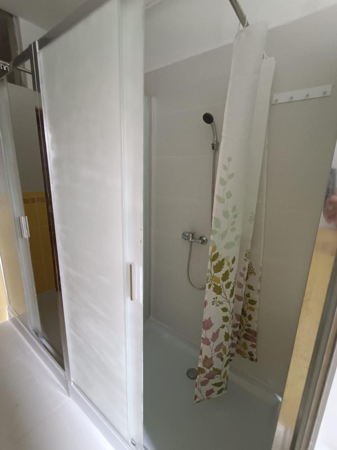 Shower, Hostel Cieszyn, Cieszyn