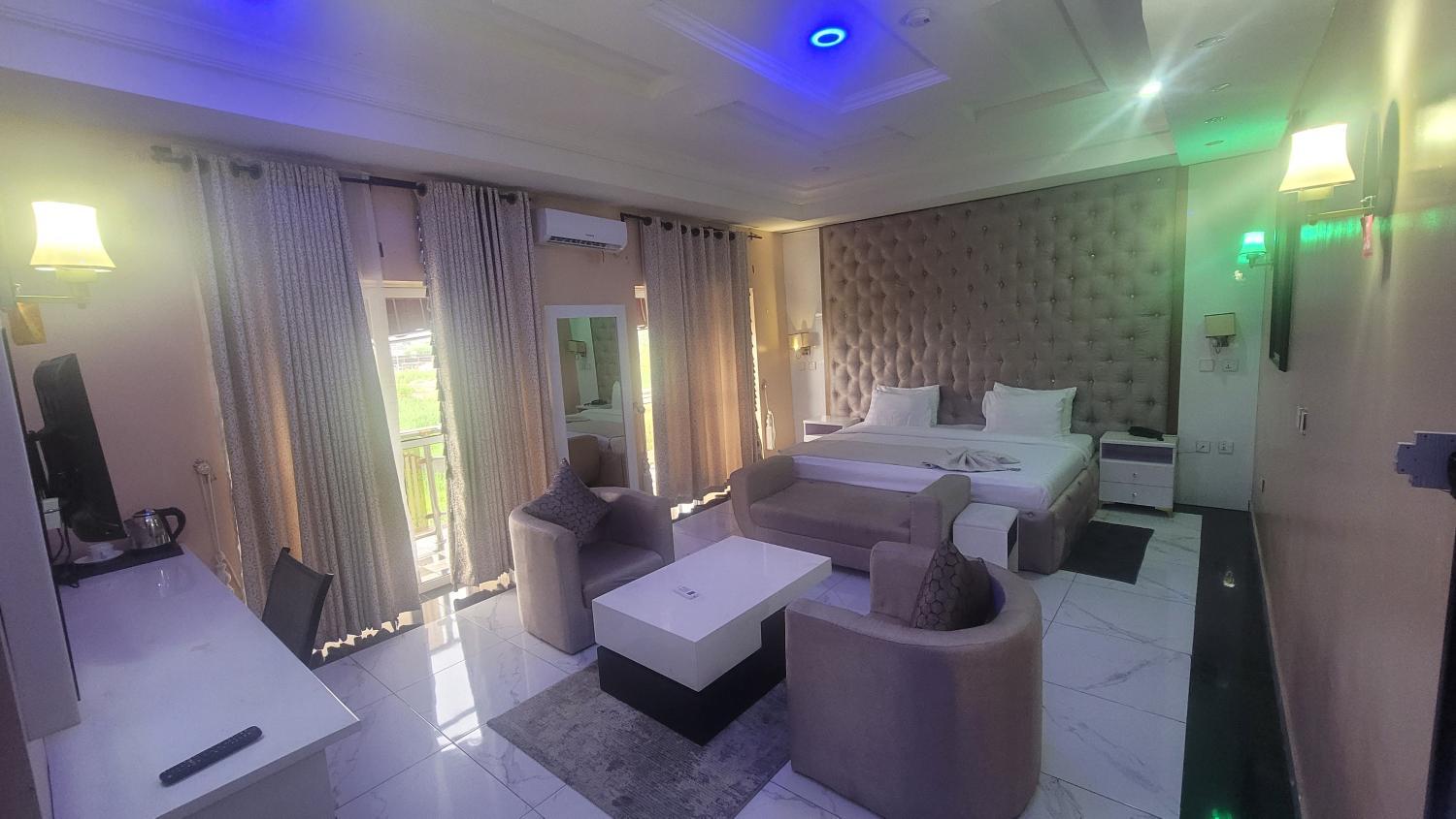4, SOUTHERN ATLANTIC HOTEL AND APARTMENTs, Yenegoa
