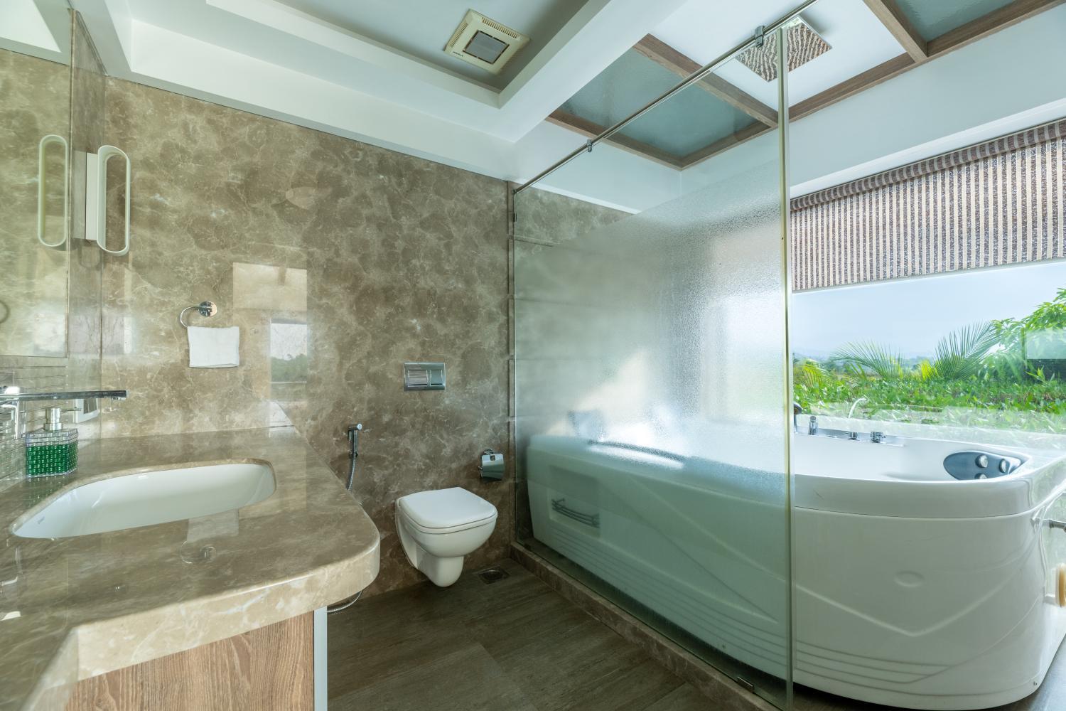 Hot tub, Energise Soul Retreat Trimbakeshwar Nashik, Nashik