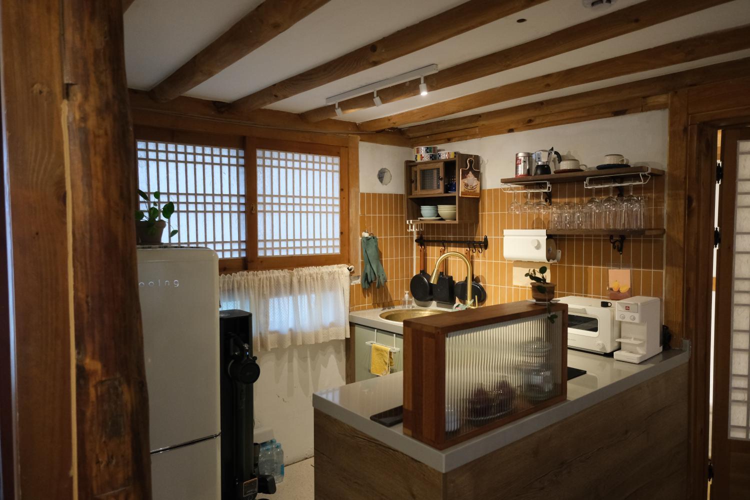 Kitchen, Cozy lovely hanok stay, Jeonju