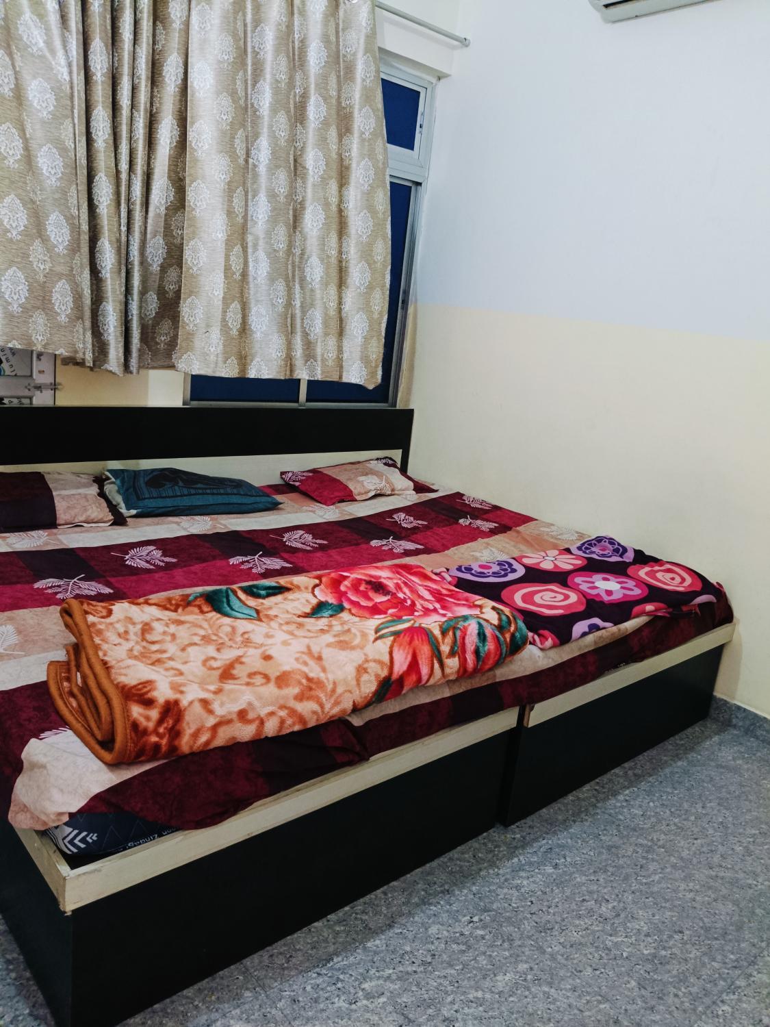 4, Jai Hanuman Guest House, Sikar
