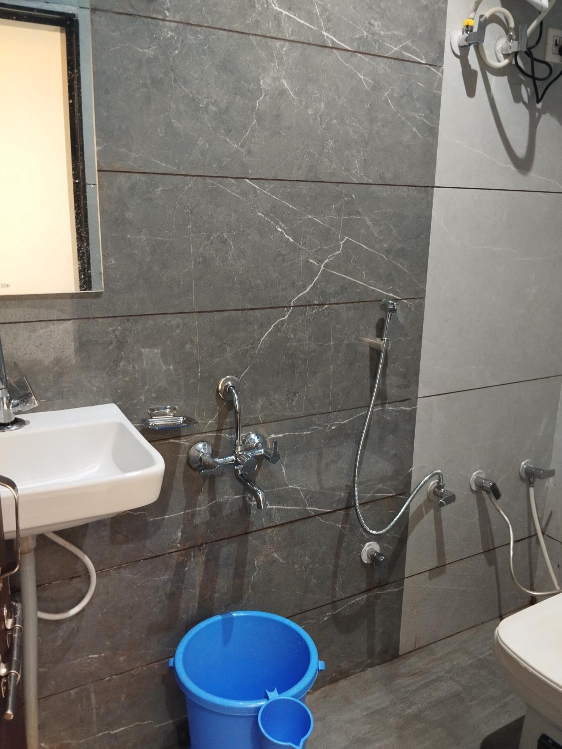 Bathroom 5, Adarsh Palace & Restaurant, Sikar