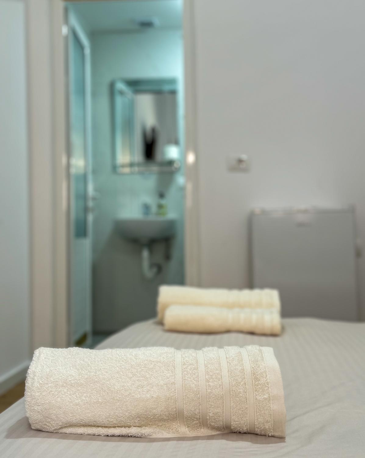 5, Eleonora Guest House, Përmetit