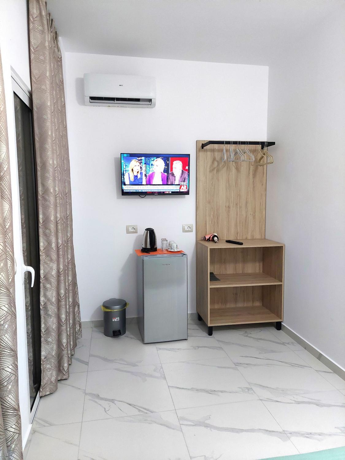 Facilities 4, TANI's GUESTHOUSE 2, Sarandës