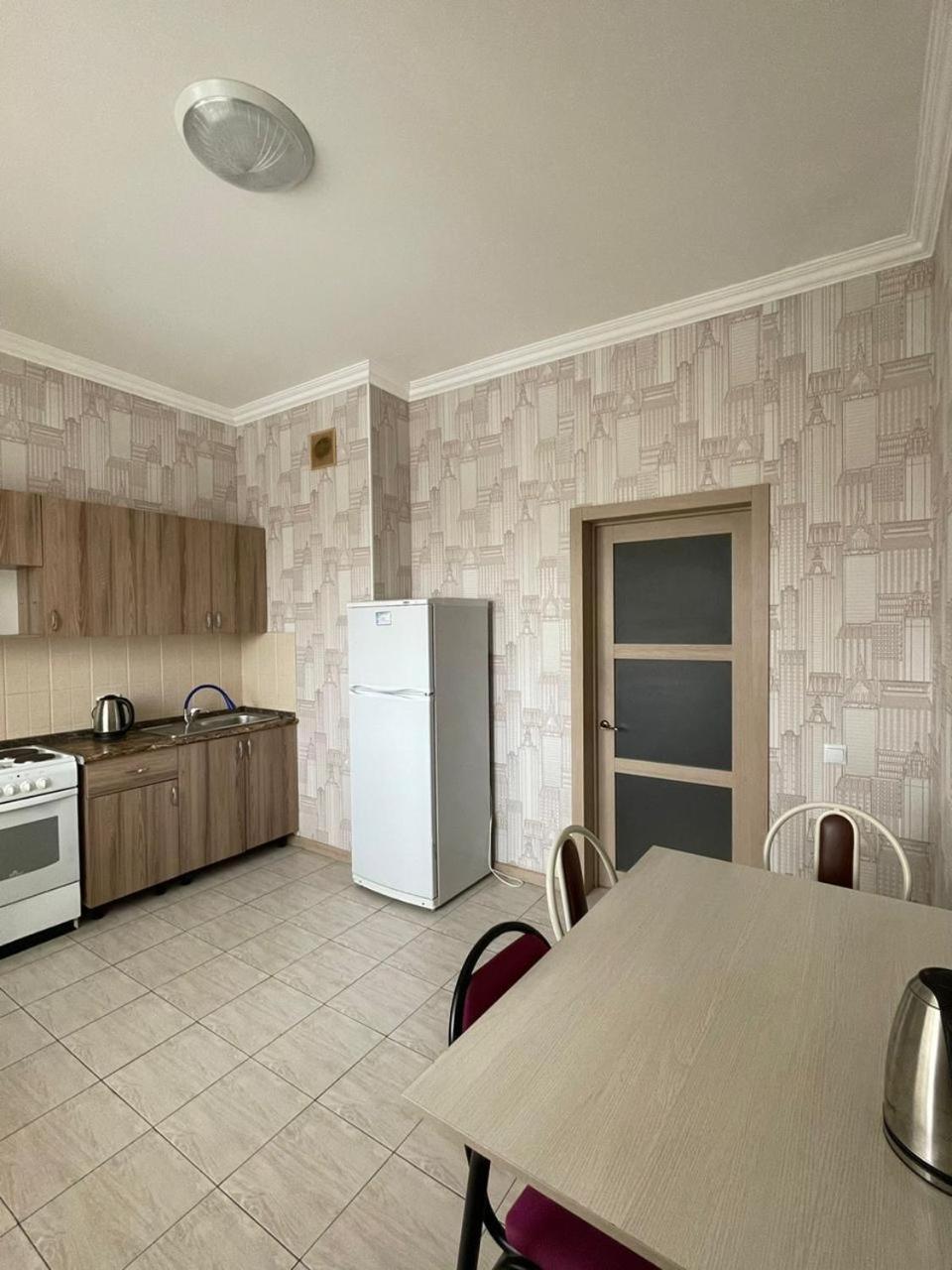 5, Sat Apartments, Tselinogradskiy