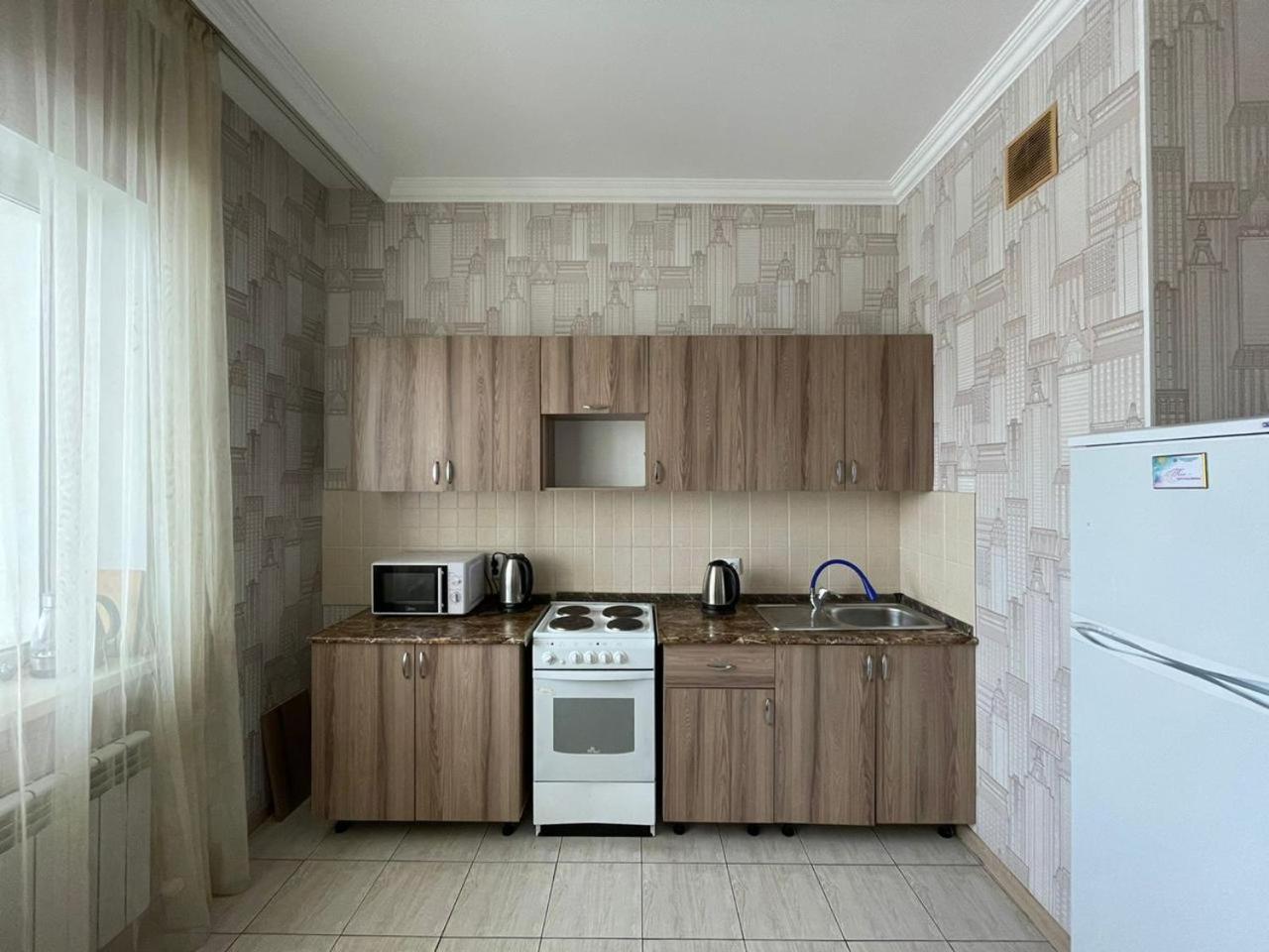 4, Sat Apartments, Tselinogradskiy
