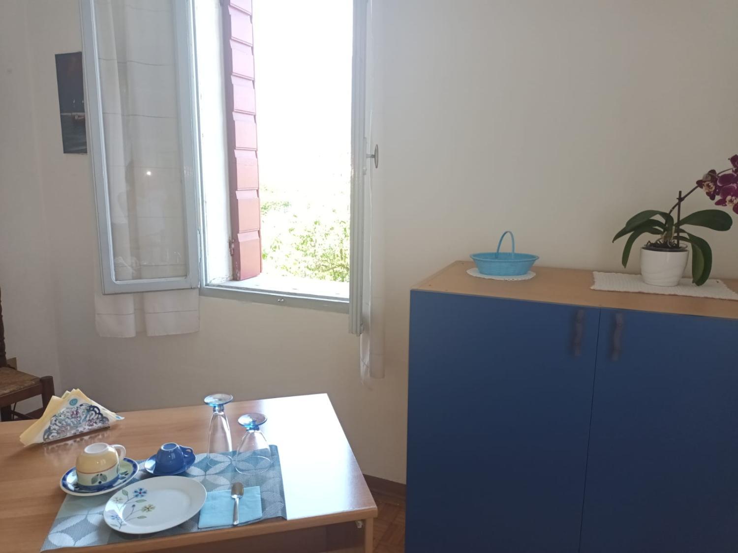 4, CASTEL VIEW self service breakfast included, Treviso