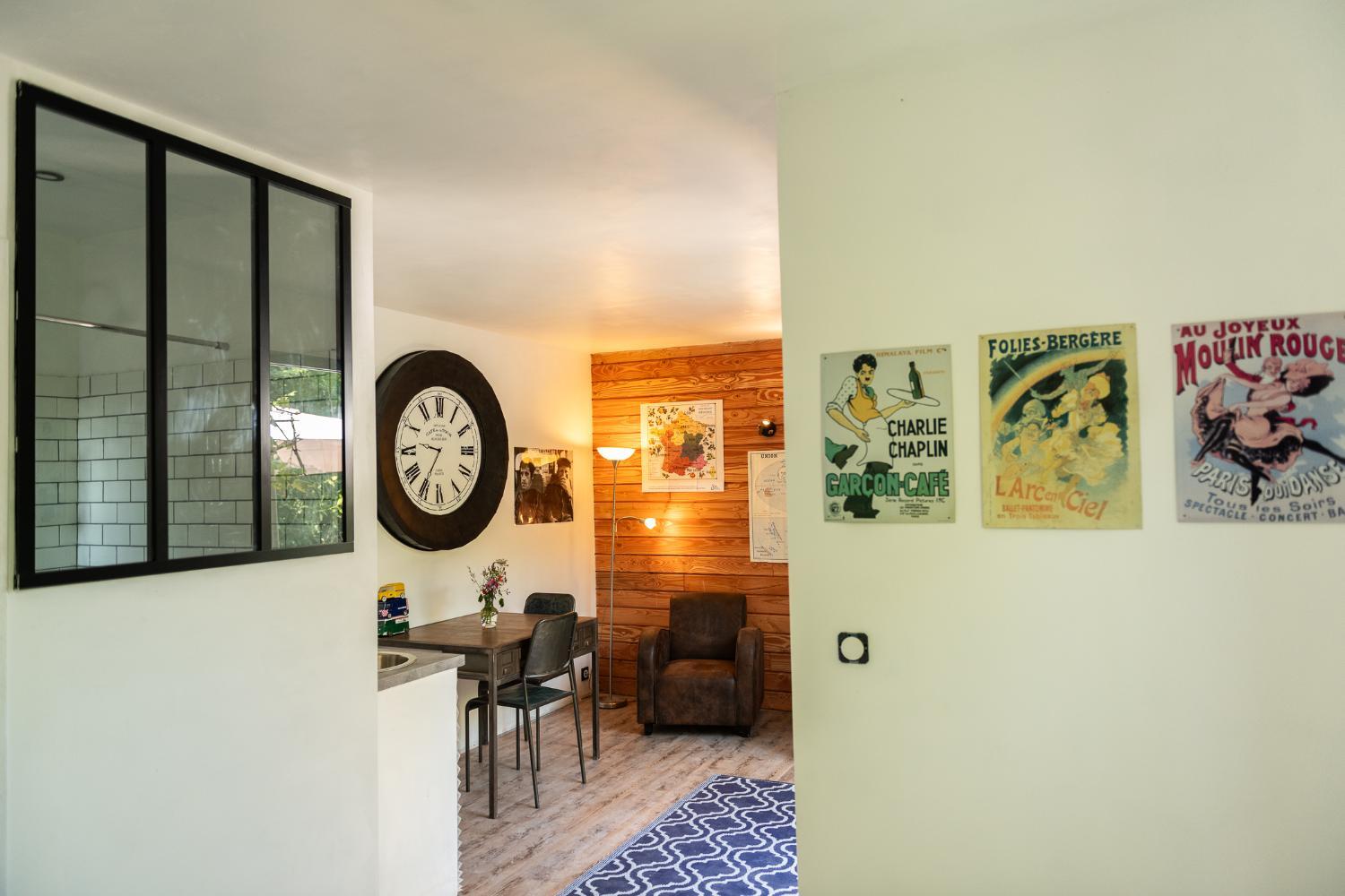 Facilities 1, La Jolie Longere Fleurie Tiny house avec piscine et jardin, Charente-Maritime