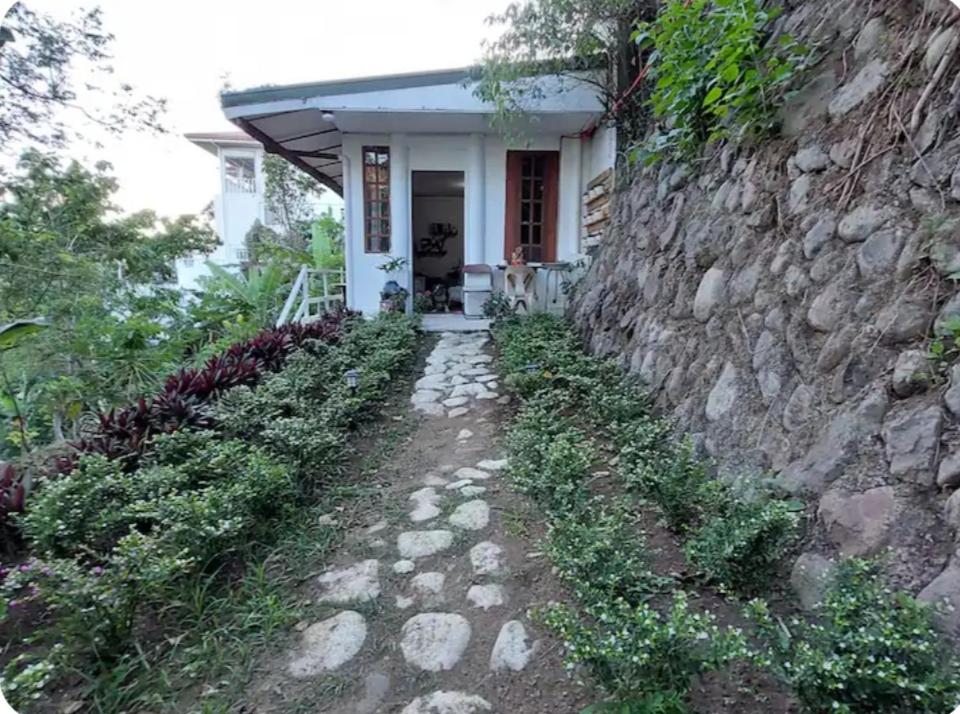 3, The Lakehouse Studio Tagaytay, Tagaytay City