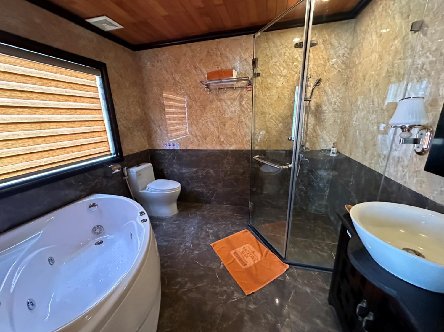 Facilities 5, Halong Boutique Cruise, Hạ Long