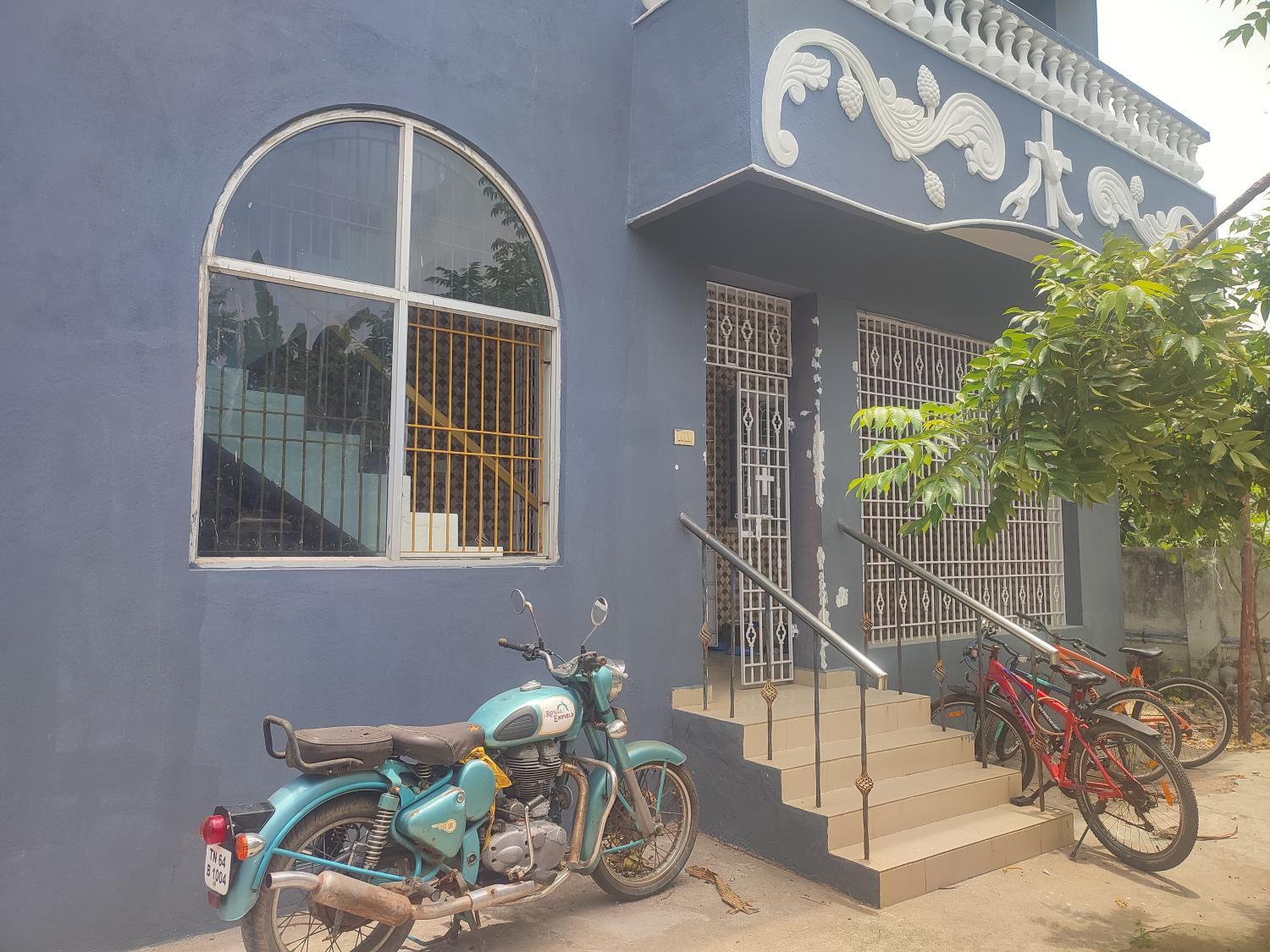 Entrance, Namastay Mahabs, Kancheepuram
