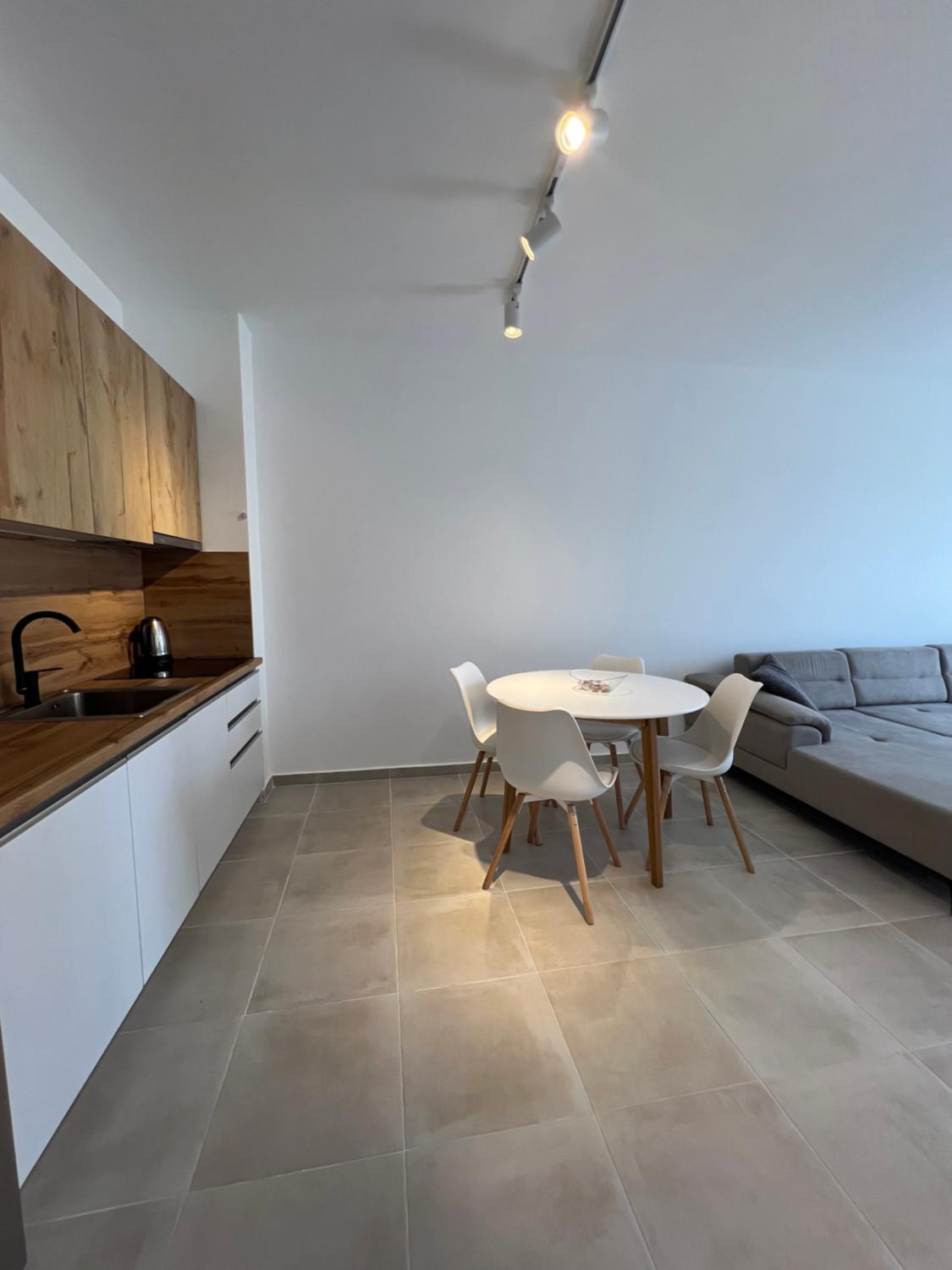 5, Eda Apartment, Lezhës