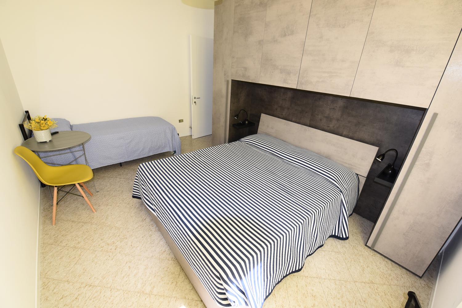 2, La casa di Sofie, Genova