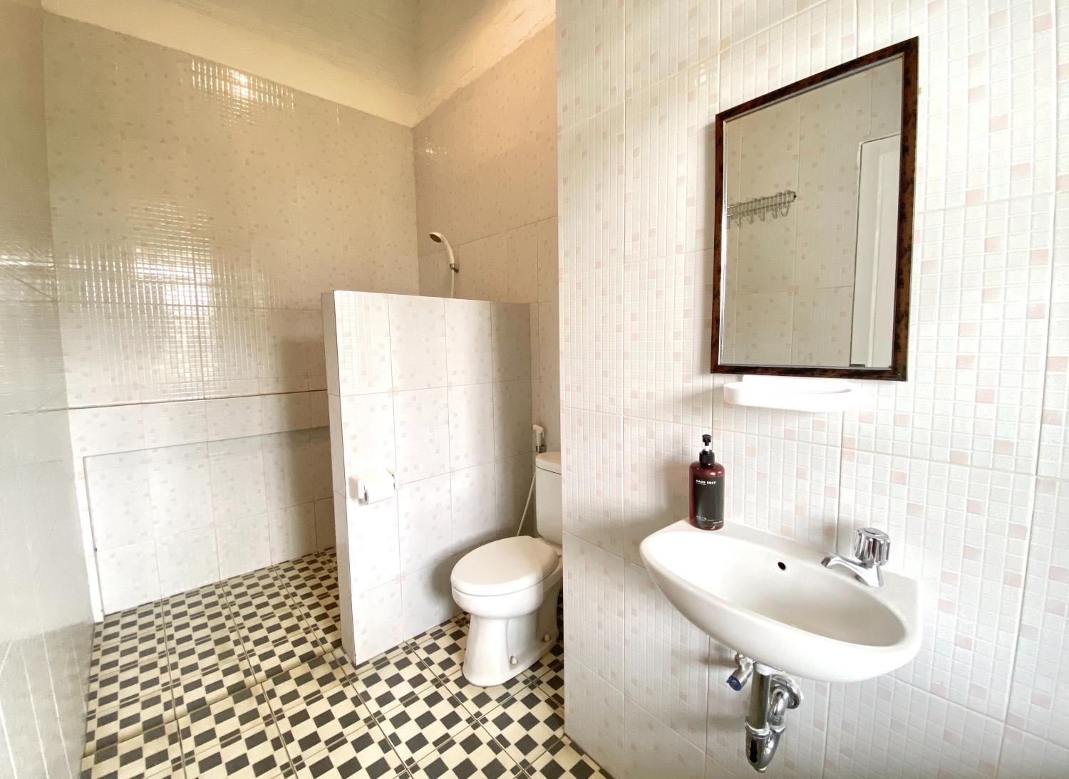 Bathroom 3, Piltik Homestay, Tapanuli Utara