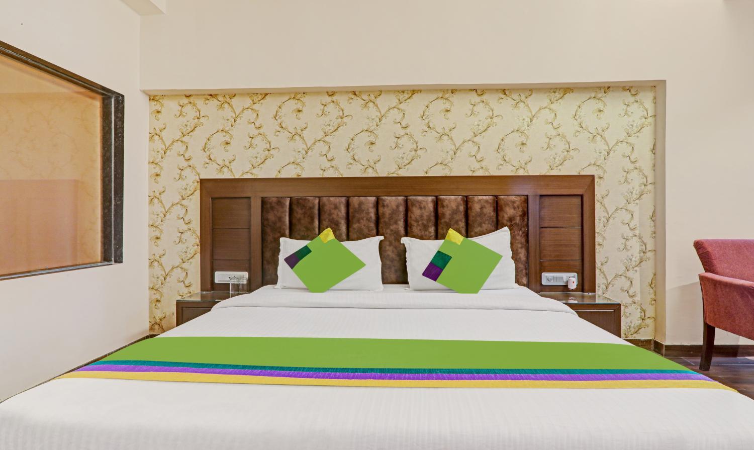 4, Hotel Golden Era, Agra