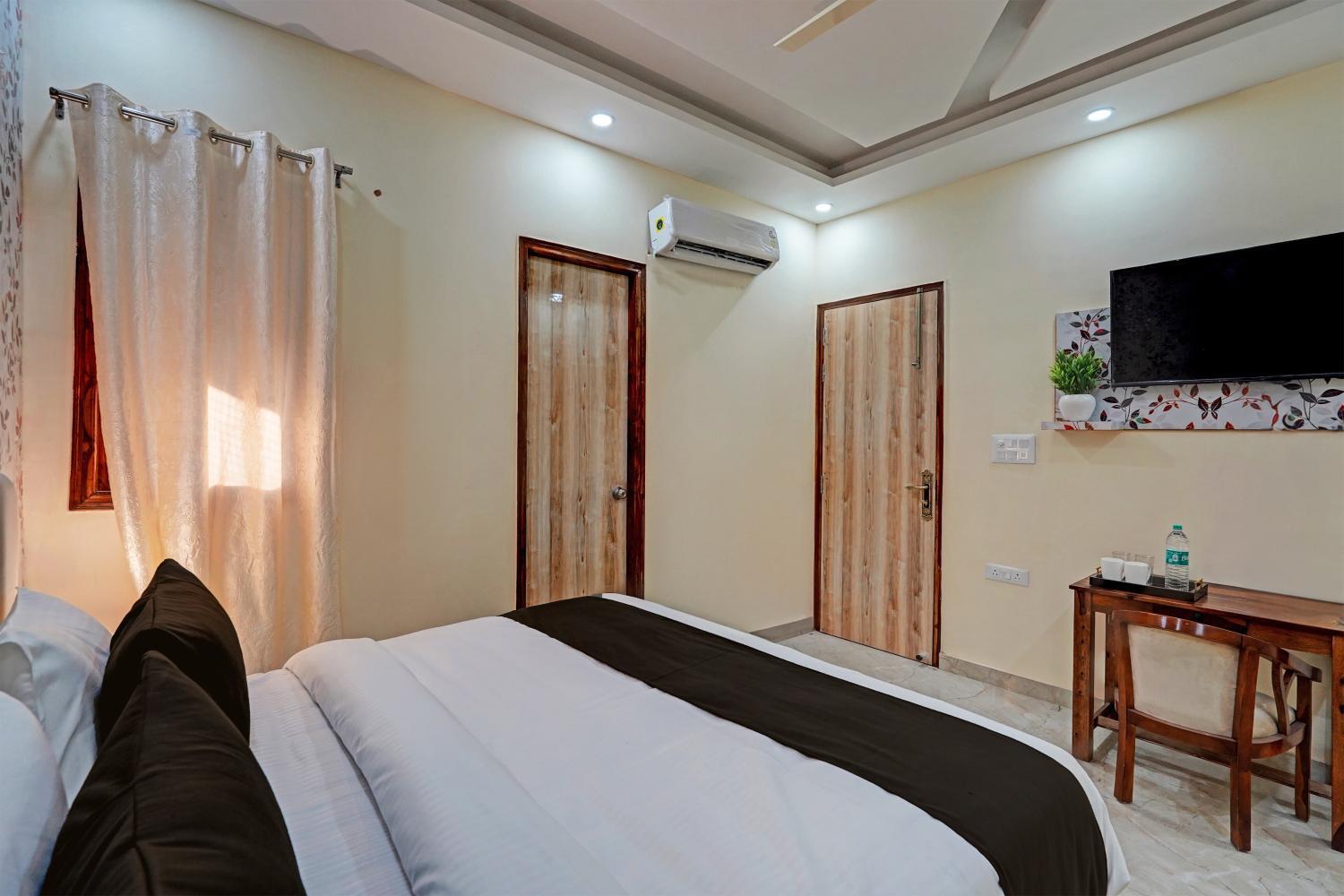 3, Hotel El De Ambrosia Near Delhi Airport, West