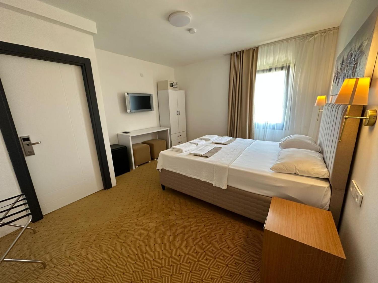 3, Cayır otel, Marmaraereğlisi