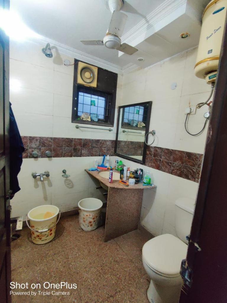 5, GSM pg, Delhi