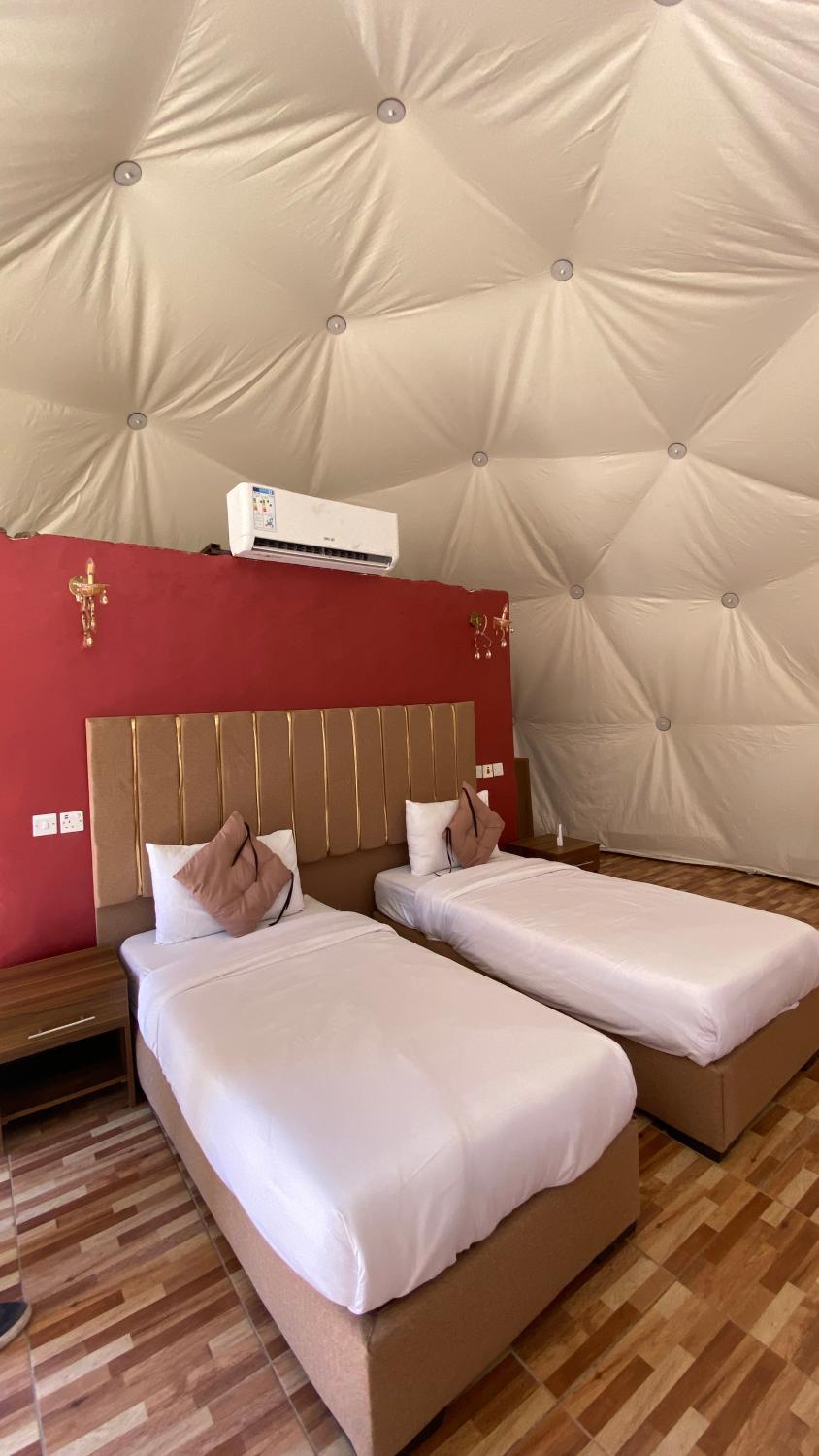 2, Luxury star camp, Quaira
