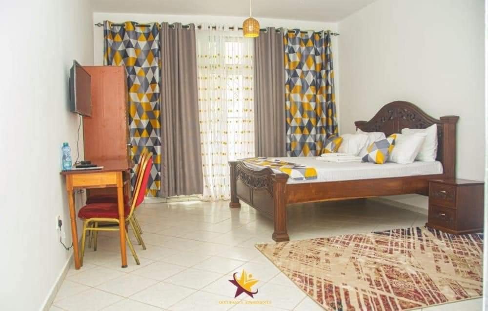 2, Occupant Apartments, Kisauni