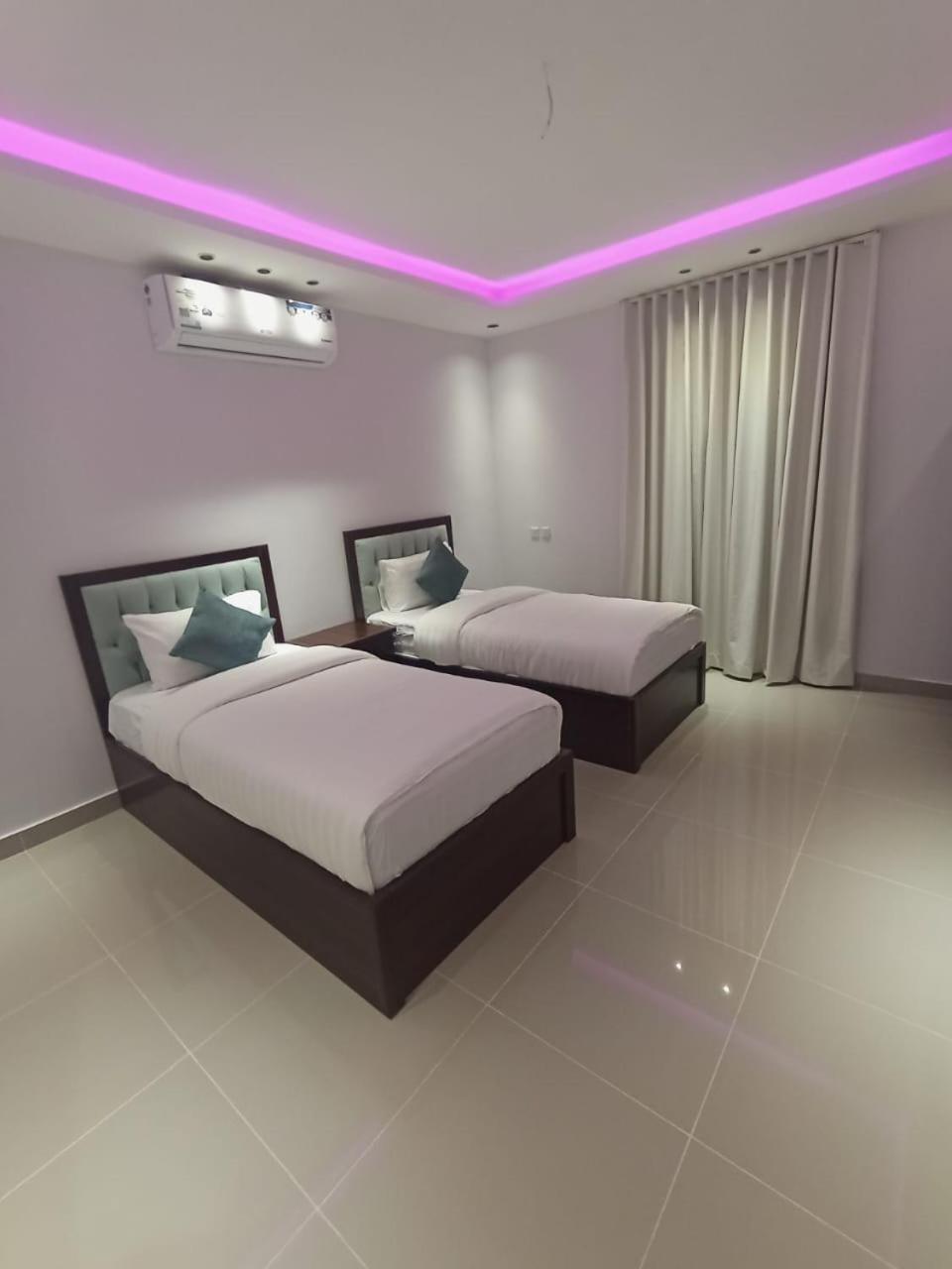 3, luxury للشقق المخدومه