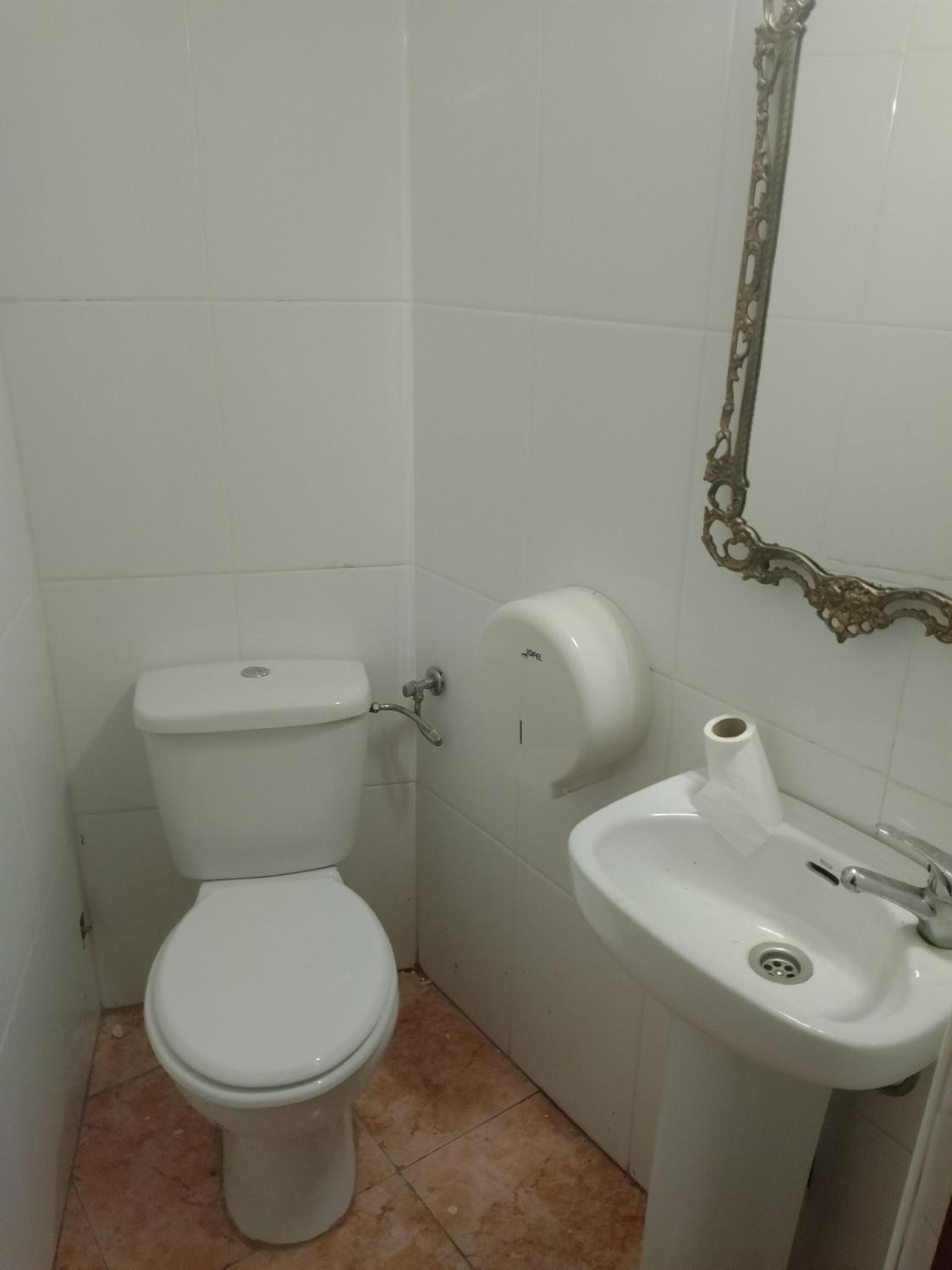 Bathroom 4, Pension El Alamo, Asturias