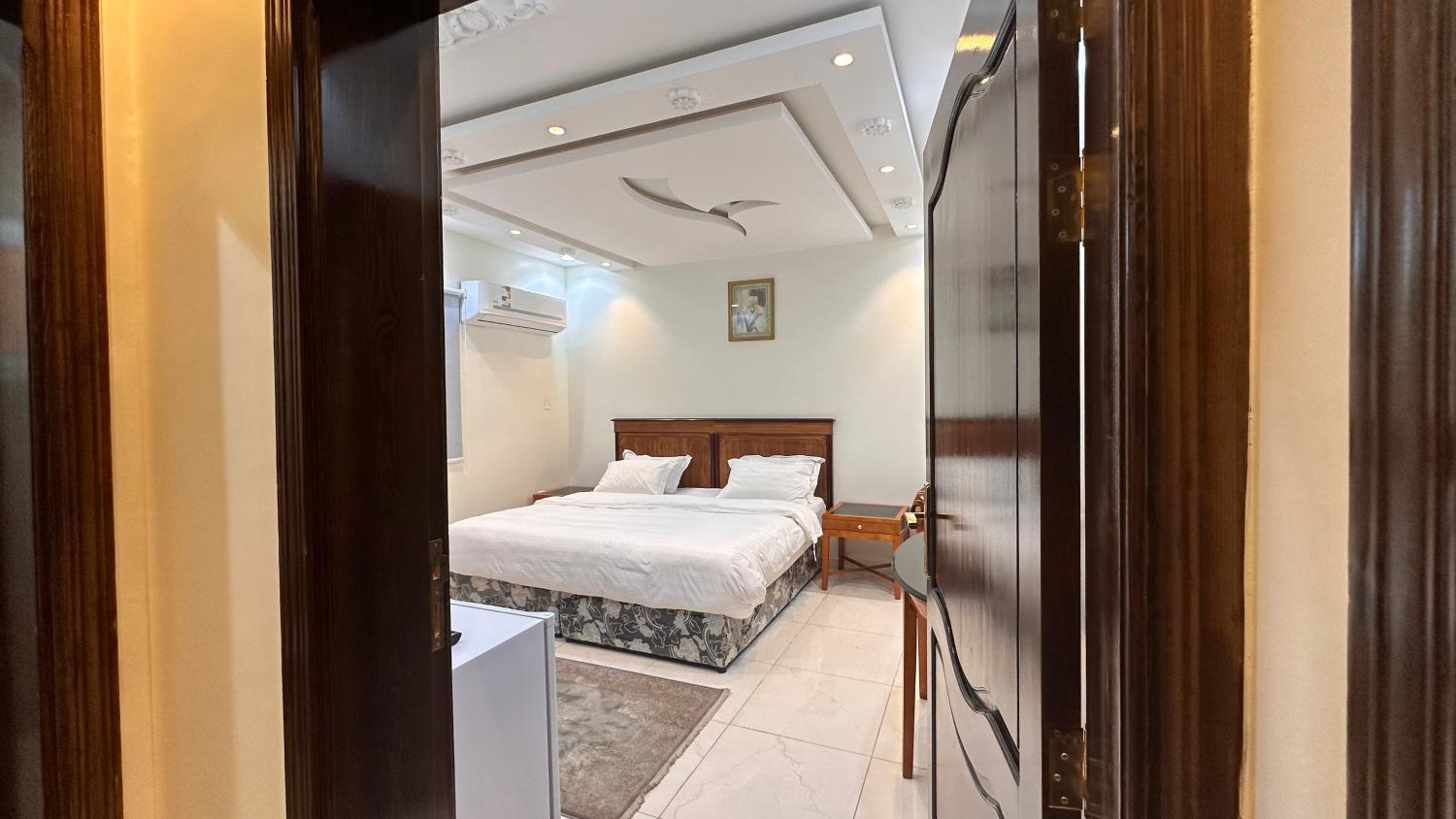 3, al khalidiyyah lil shuqoq wa'l guruf, Al Madinah Al Munawwarah