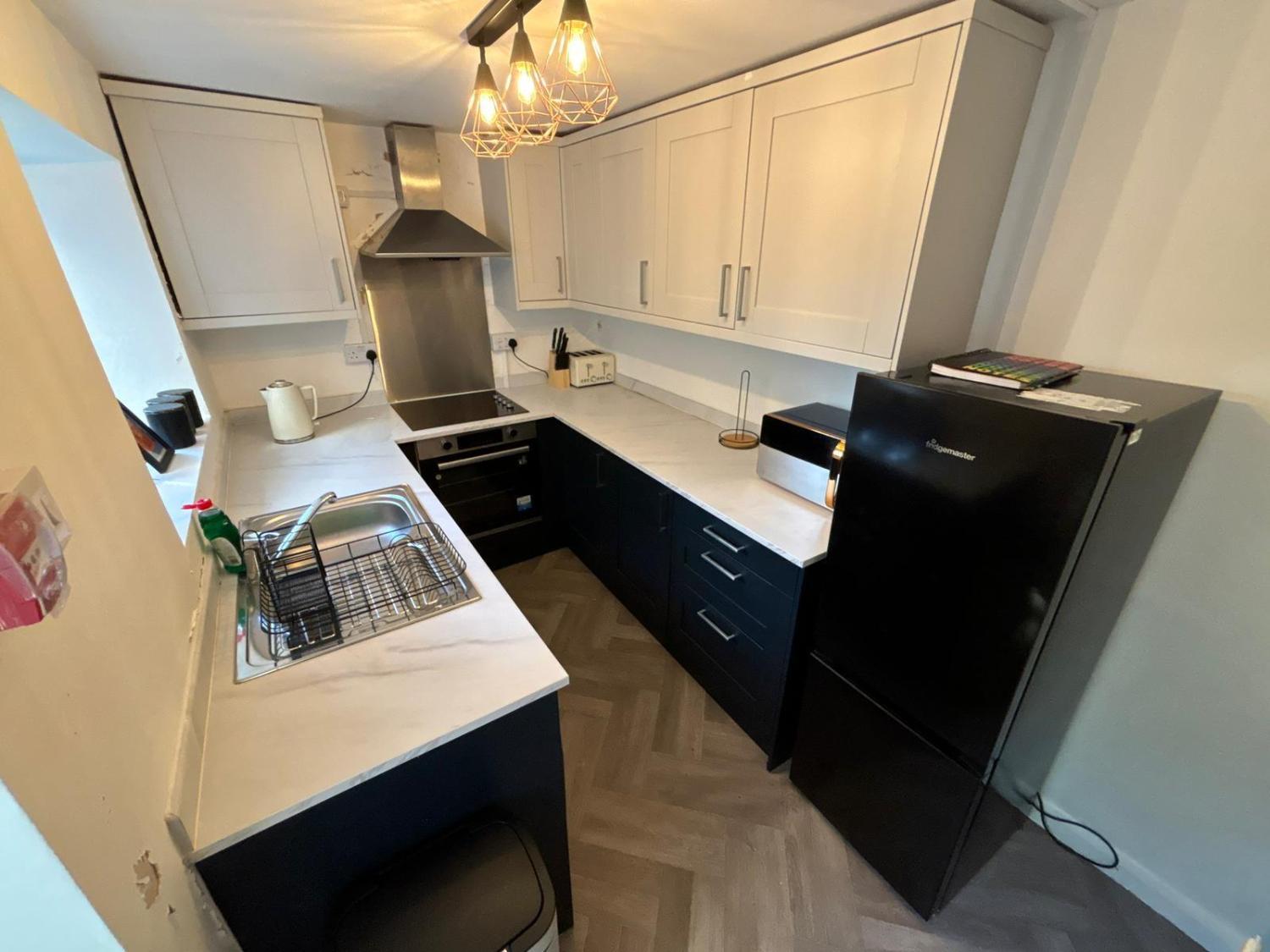 Kitchen 2, Central Plymouth Apartments, Plymouth