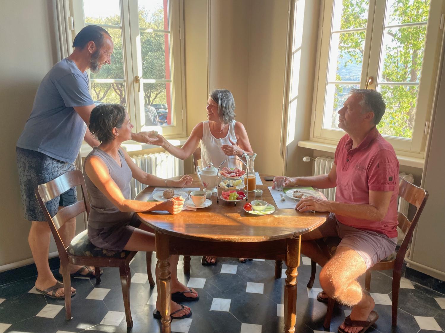 Food and beverages 5, Villa del Parco, Imperia