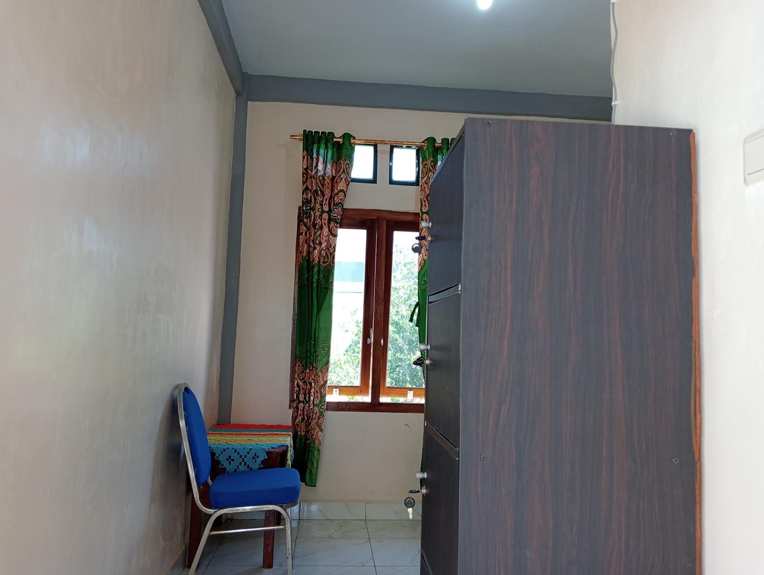 4, Yusilver Guest House, West Manggarai