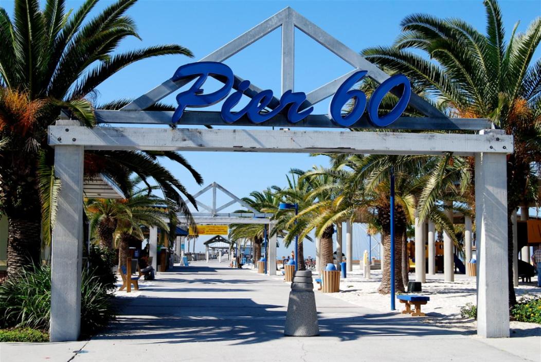 2, Stylish Condo Near Clearwater's Best Beaches, Pinellas