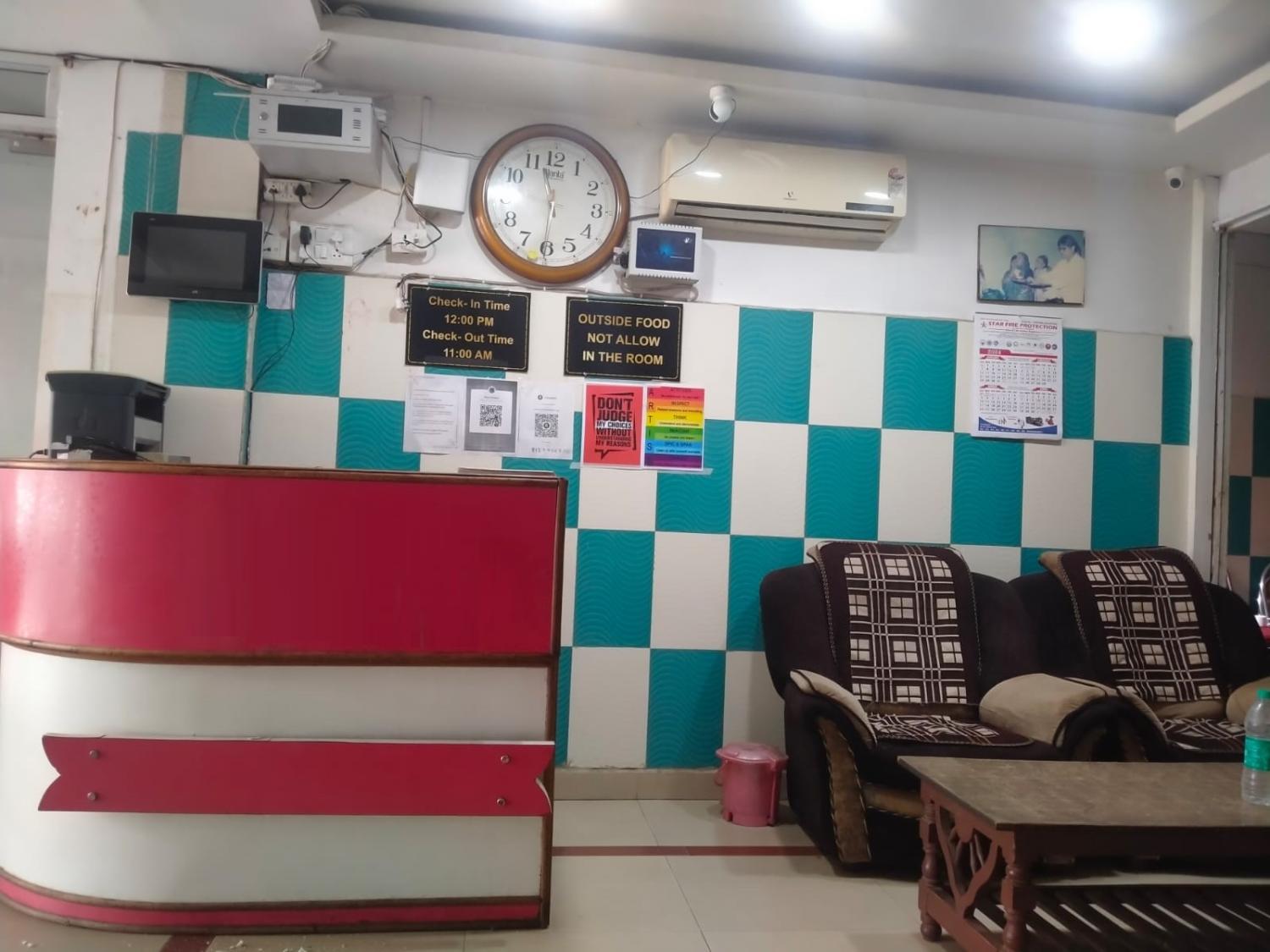 2, Hotel Moon Palace, Lucknow