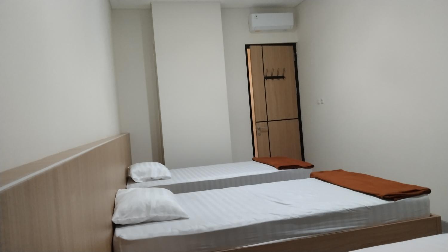 1, Ngaso Ing Salatiga, Salatiga