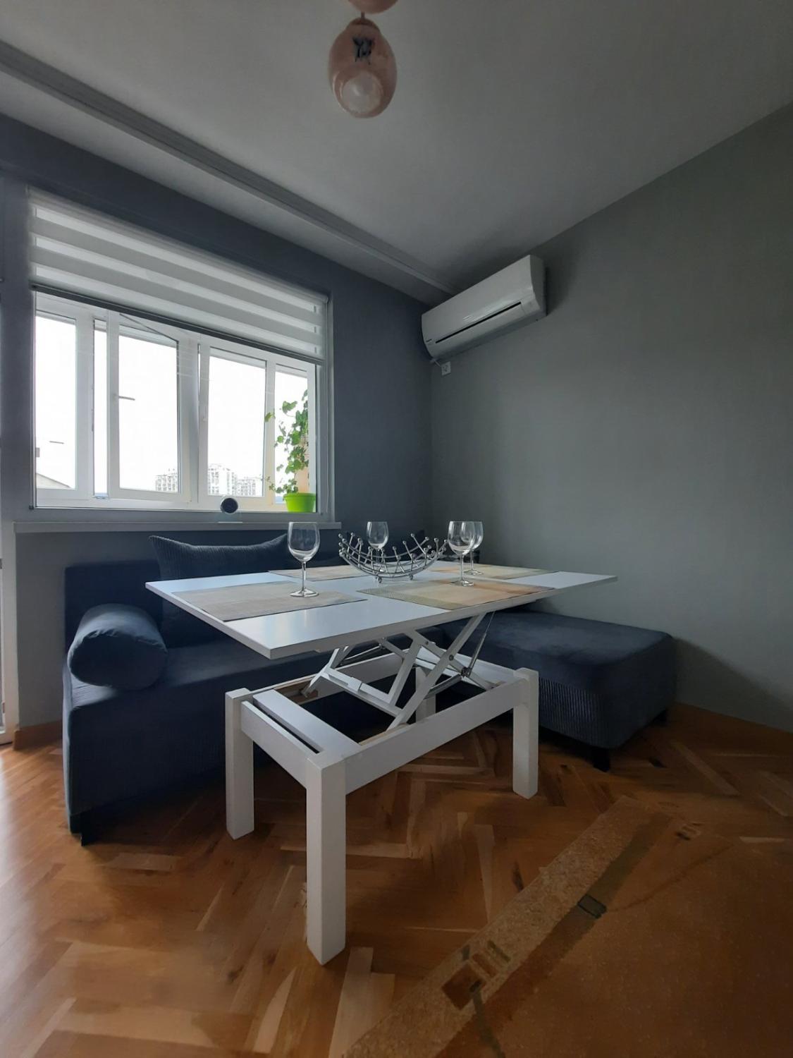 2, Varna Seaside garden apartments, Varna