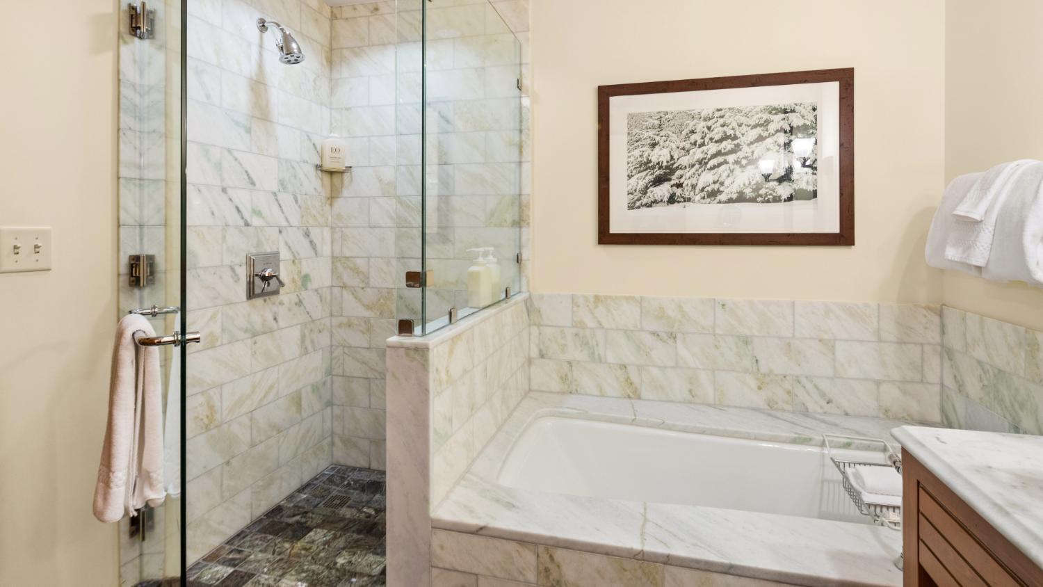 3, 1315 STUDIO The Lodge At Spruce Peak 3rd floor, Lamoille