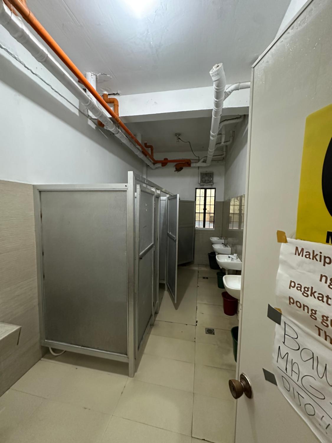 Bathroom 5, St John's Pearl Transient House, Pasay City
