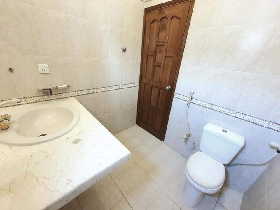 4, Imperial DHA Family Hotel, Karachi